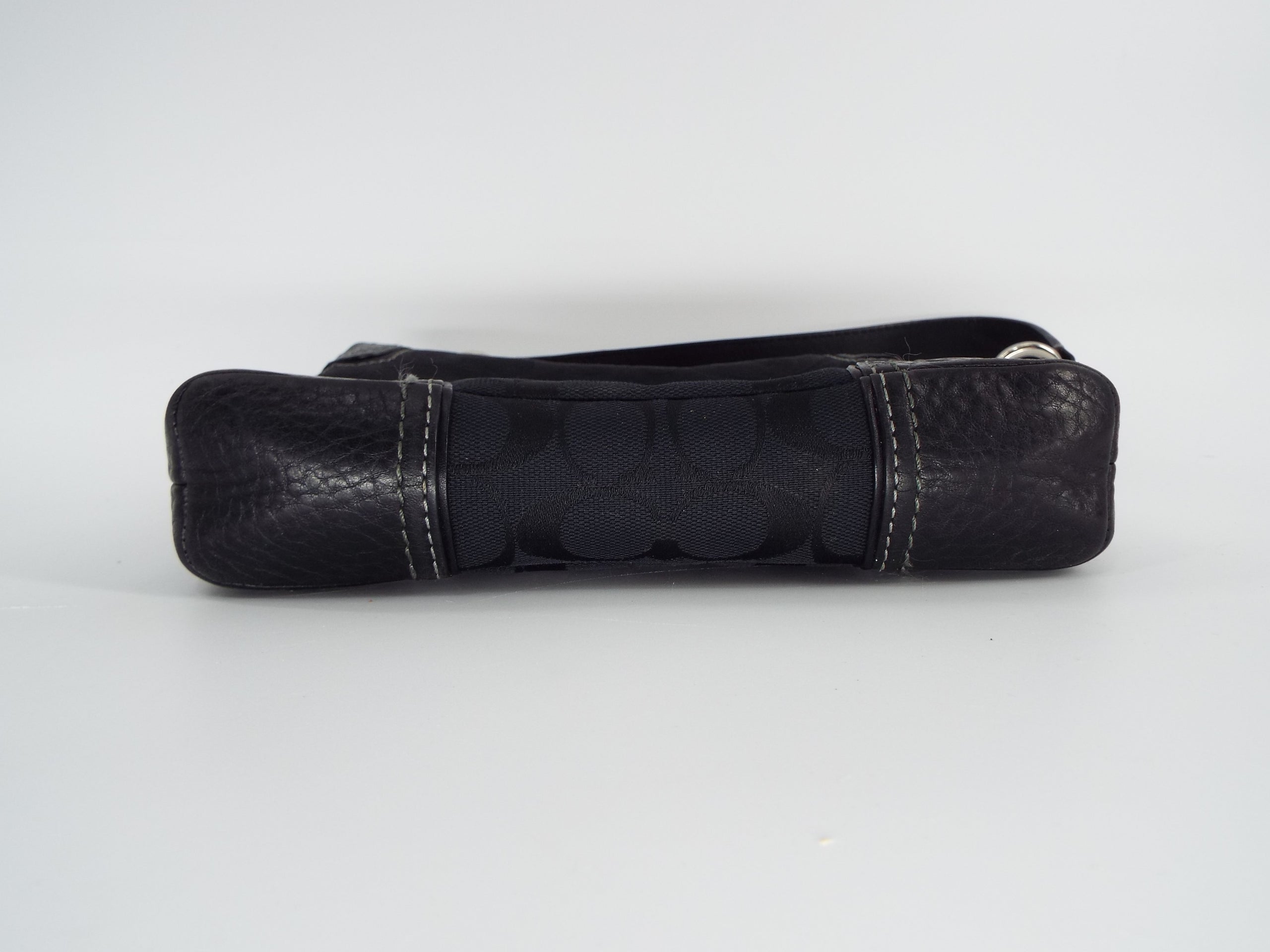 COACH C0771-10980 Black Fabric Monogram Chelsea Turnlock Bag